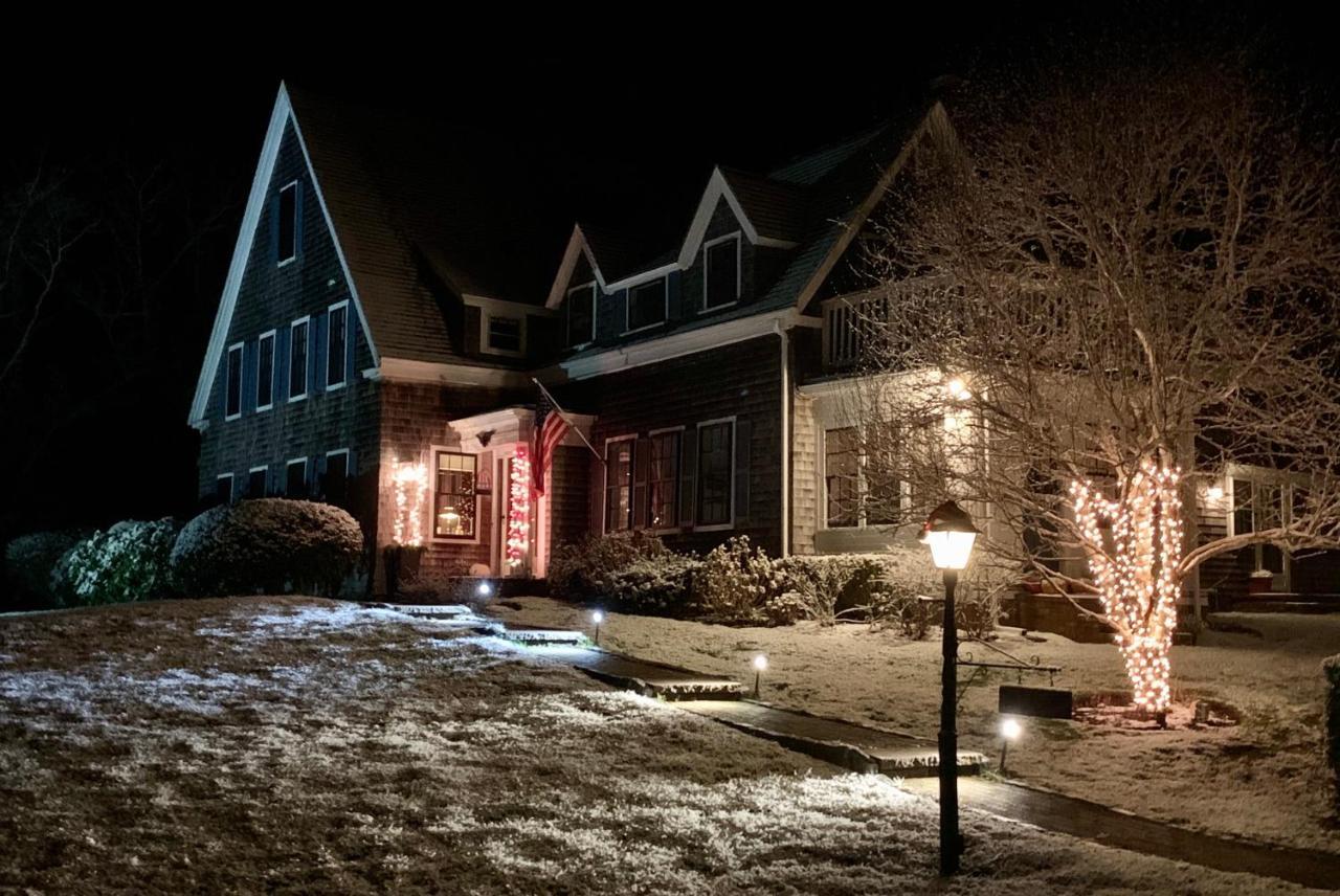 バーンズテーブル Ashley Manor Bed & Breakfast エクステリア 写真