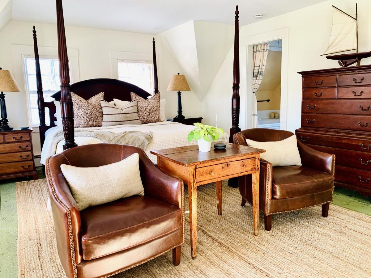 バーンズテーブル Ashley Manor Bed & Breakfast エクステリア 写真