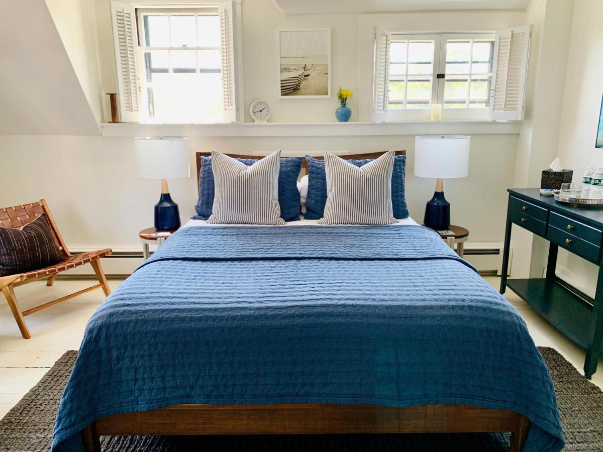 バーンズテーブル Ashley Manor Bed & Breakfast エクステリア 写真