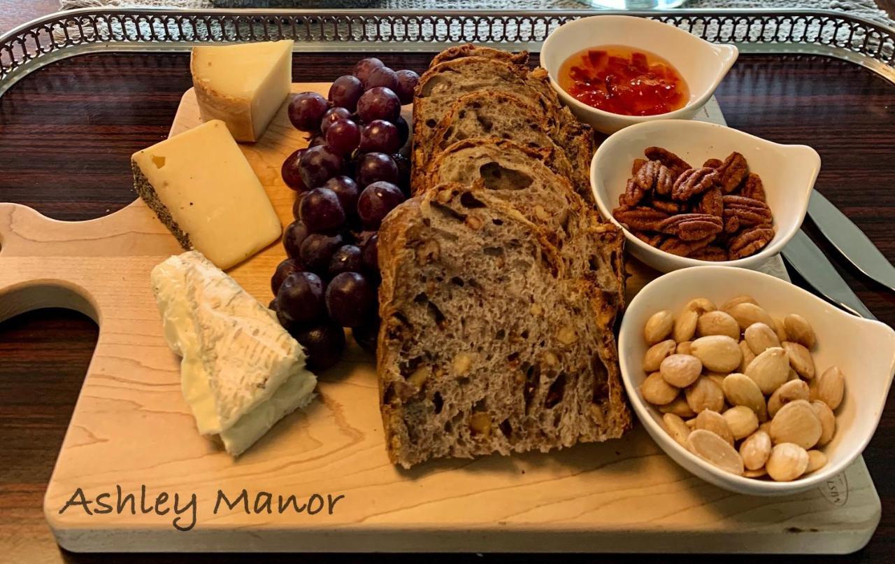 バーンズテーブル Ashley Manor Bed & Breakfast エクステリア 写真